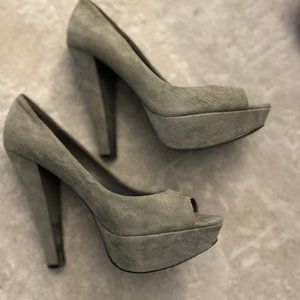 Gray Platform Pumps